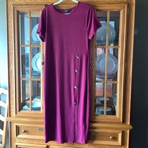 Izuria 2xL maroon maxi dress